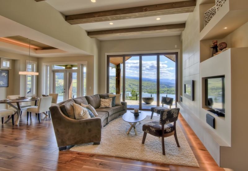 Photo of a contemporary living room in Vancouver.