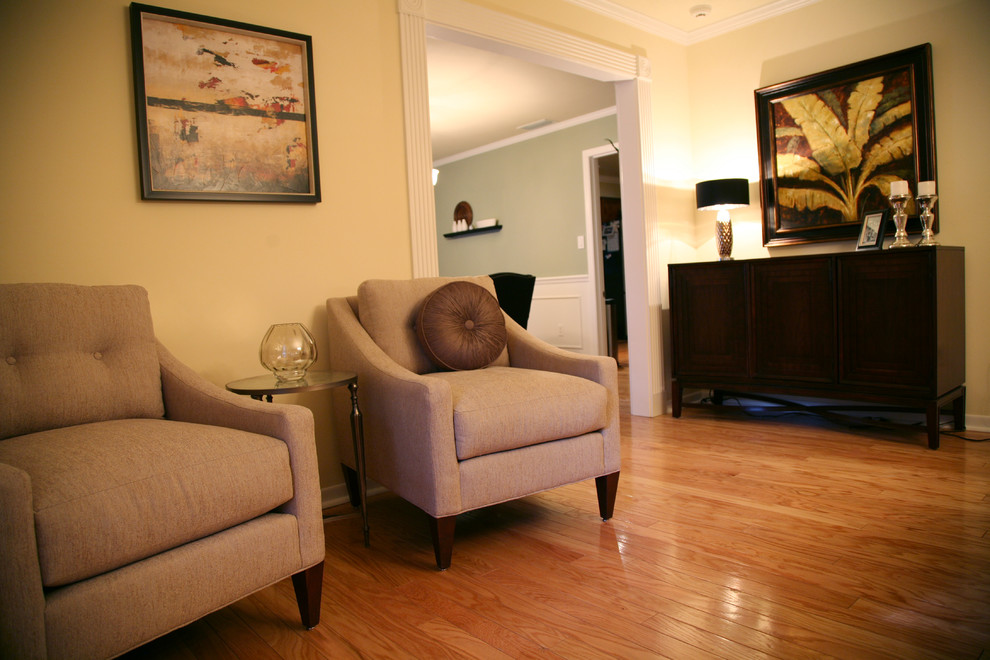 Coachman Lakes Estates Traditional Living Room Tampa by LMB