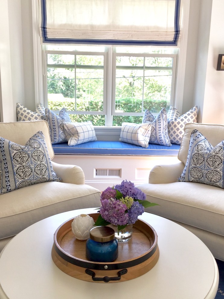 Inspiration for a coastal living room remodel in New York