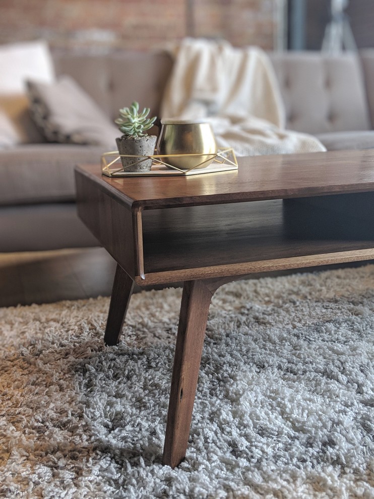 Coffee Table Plus A solid walnut modern coffee table Nórdico
