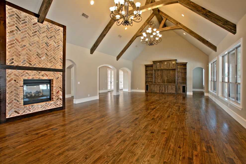 Country living room in Dallas.