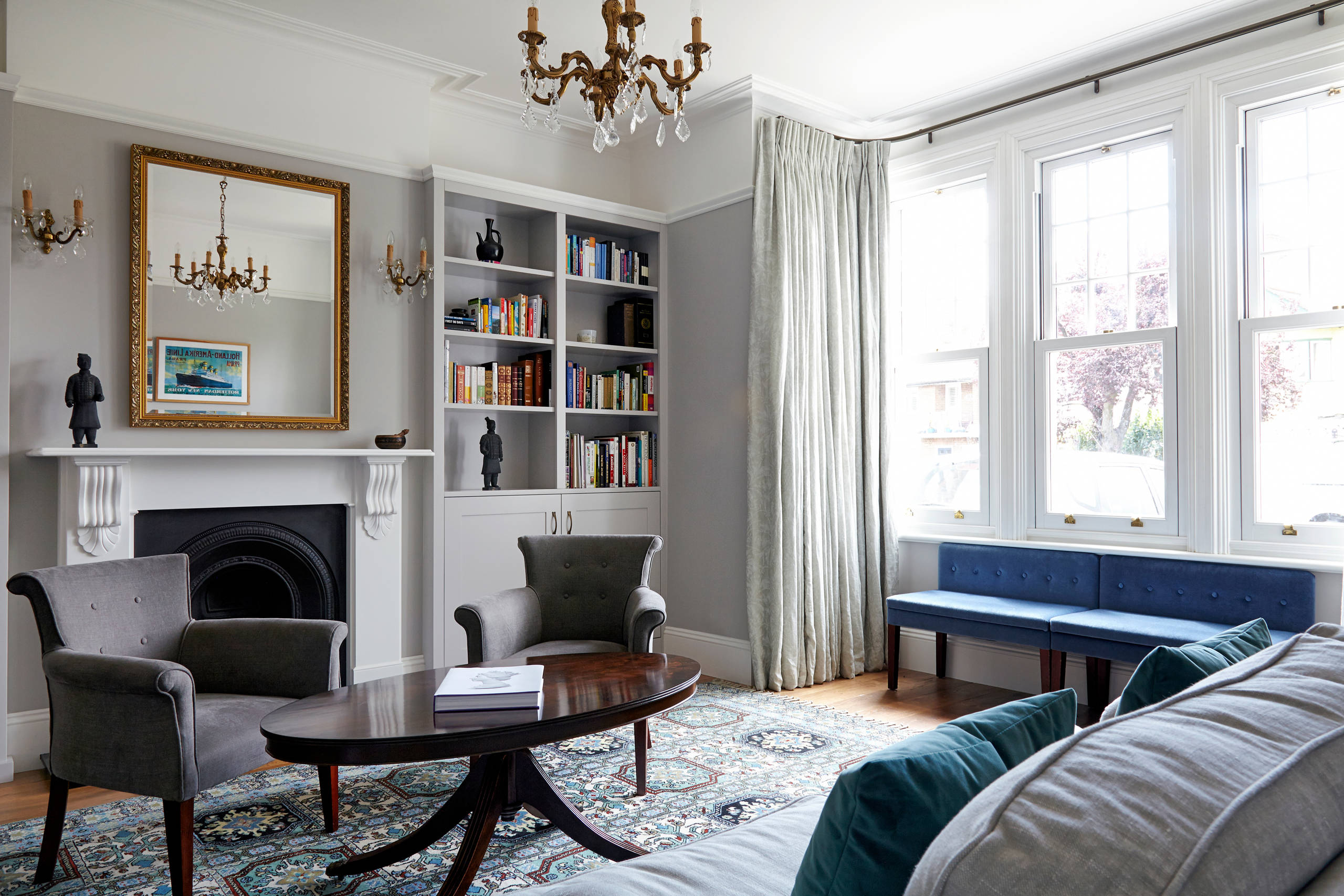 How To Choose And Hang Curtains In A Bay Window Houzz Uk