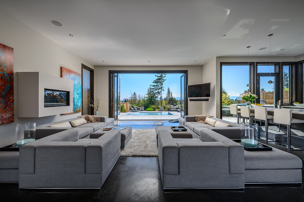This is an example of a contemporary living room in Vancouver.