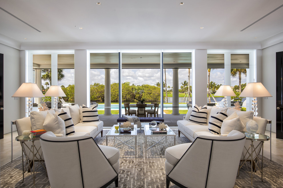 Großes, Repräsentatives, Abgetrenntes Modernes Wohnzimmer mit weißer Wandfarbe und Marmorboden in Miami