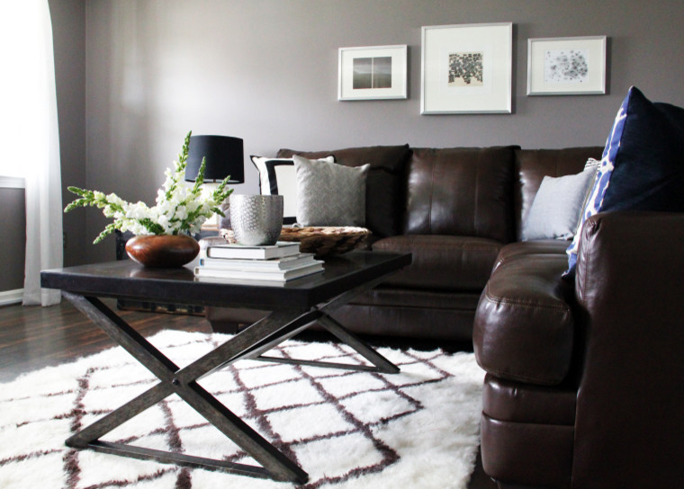 Gray Walls Brown Furniture Houzz, Does Grey Go With Brown Sofa