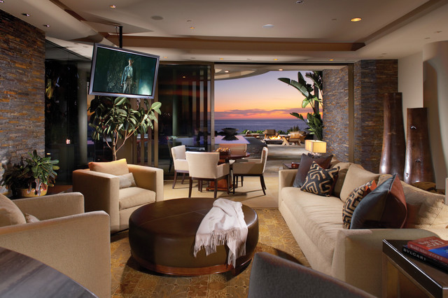Contemporary Style In Laguna Beach, California - Tropical - Living Room -  Orange County - By Wendi Young Design | Houzz Ie
