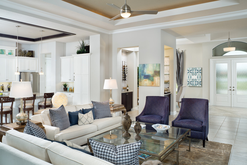 Inspiration for a contemporary living room remodel in Orlando