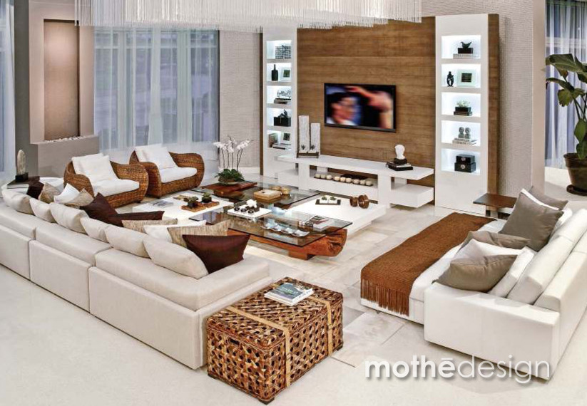 Idee per un grande soggiorno minimal aperto con pareti beige