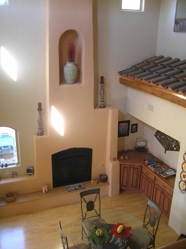 Photo of a large mediterranean living room in Albuquerque.