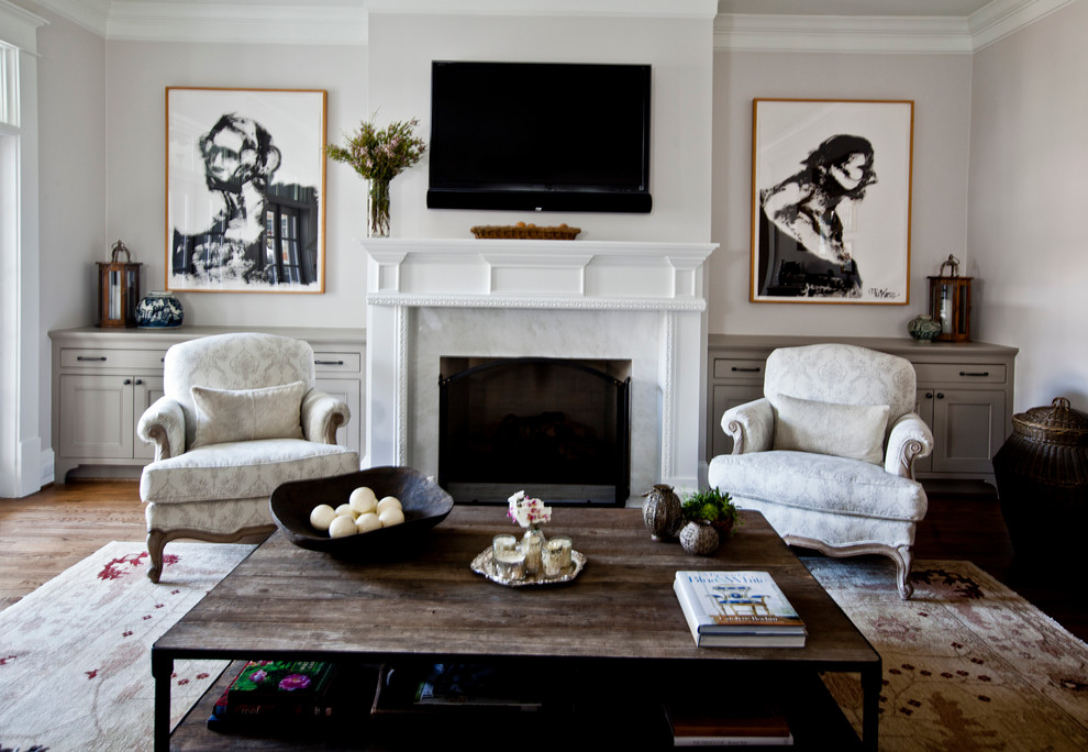 Inspiration for a timeless living room remodel in Houston