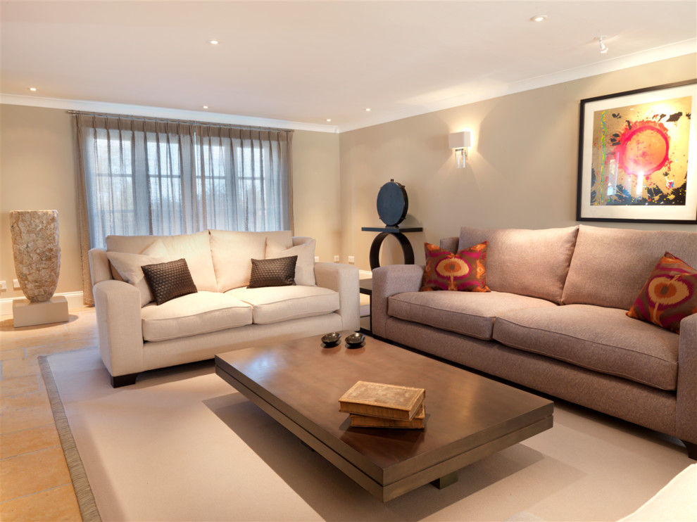 This is an example of a contemporary living room in Oxfordshire.