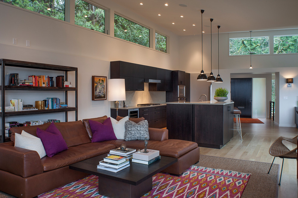 Modernes Wohnzimmer in Portland
