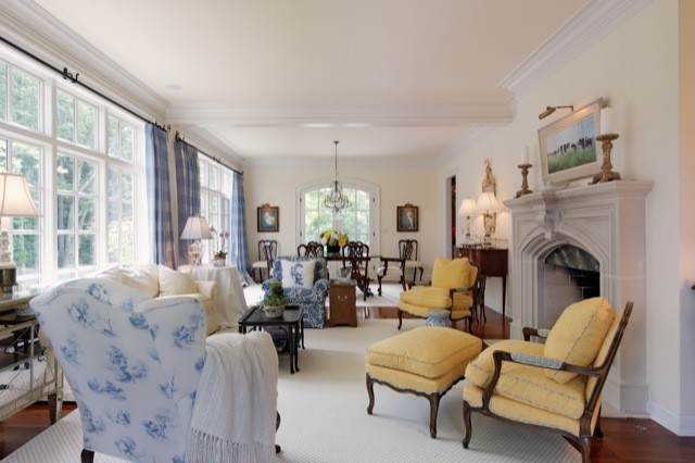 Country French Living And Dining Traditional Living Room Austin By Nine Design Group Houzz