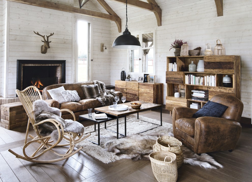 Photo of a rural living room in London.