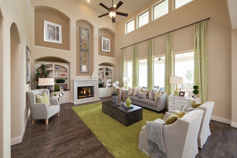 Living room - traditional living room idea in Houston