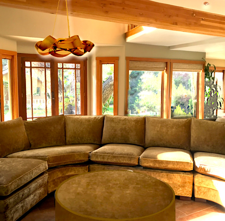 Foto di un ampio soggiorno american style aperto con pavimento in gres porcellanato, stufa a legna, cornice del camino in pietra e pavimento marrone