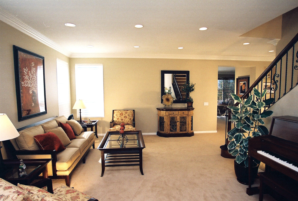 Crown Moulding in New 9 Foot Ceiling - Traditional - Living Room - Orange  County - by TRUADDITIONS | Houzz