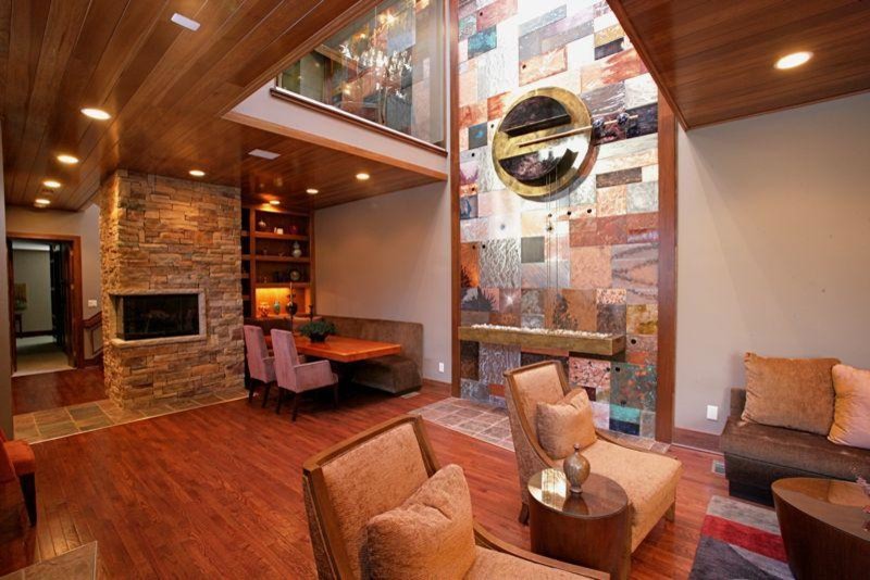 This is an example of a modern living room in Indianapolis.