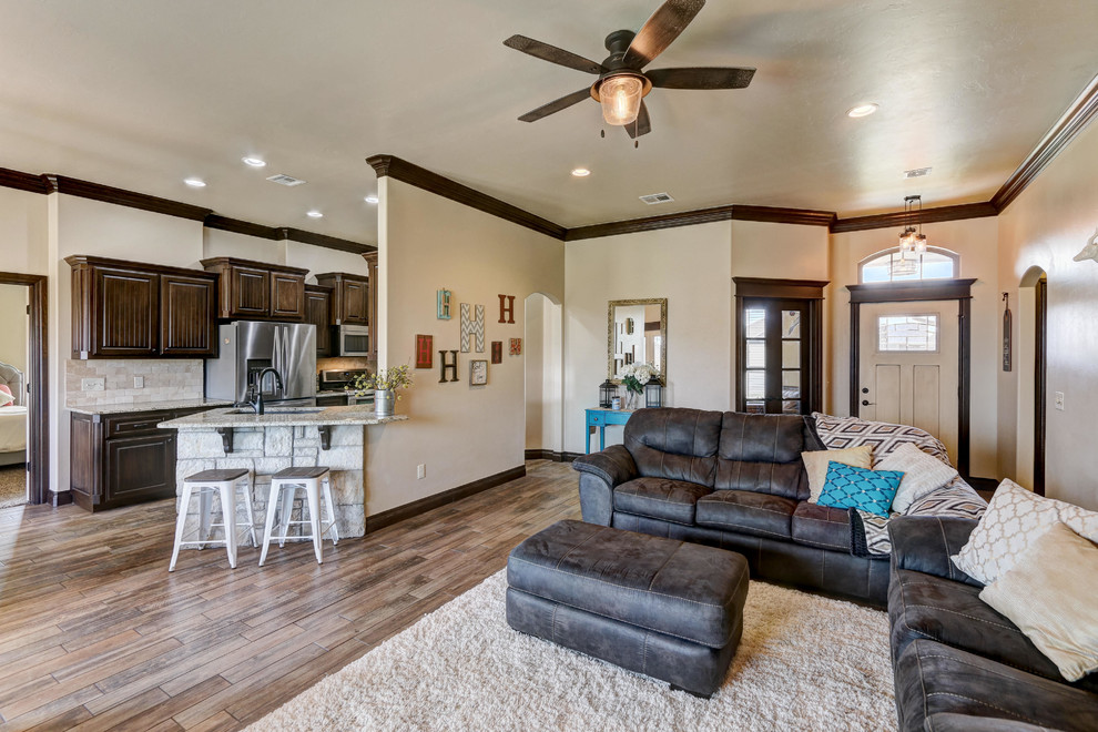 Custom Home, Moore, OK Craftsman Living Room Oklahoma City by