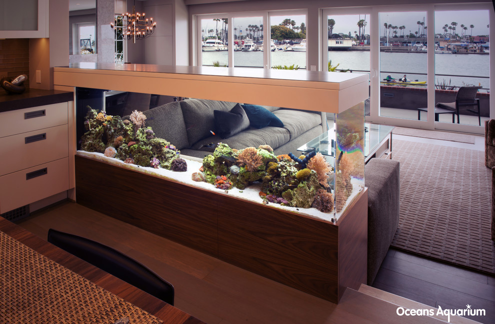Design ideas for a world-inspired living room.