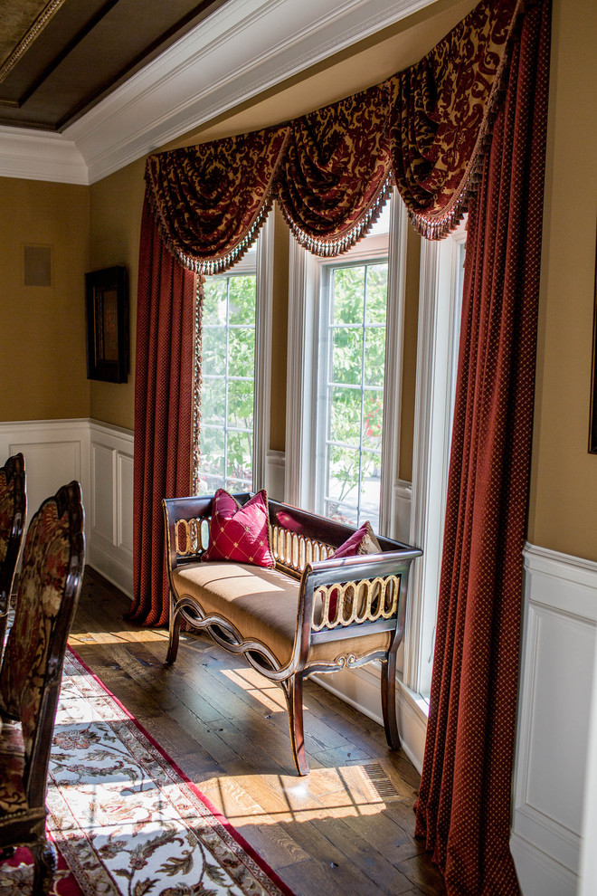 Custom Window Treatments Traditional Living Room Chicago by