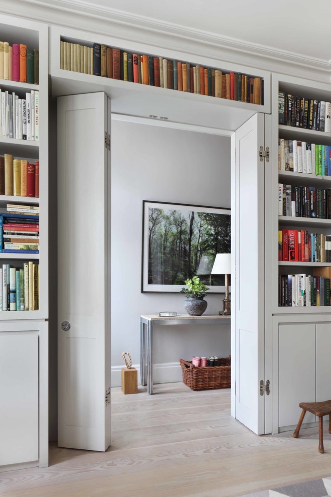 Inspiration for a contemporary living room remodel in London