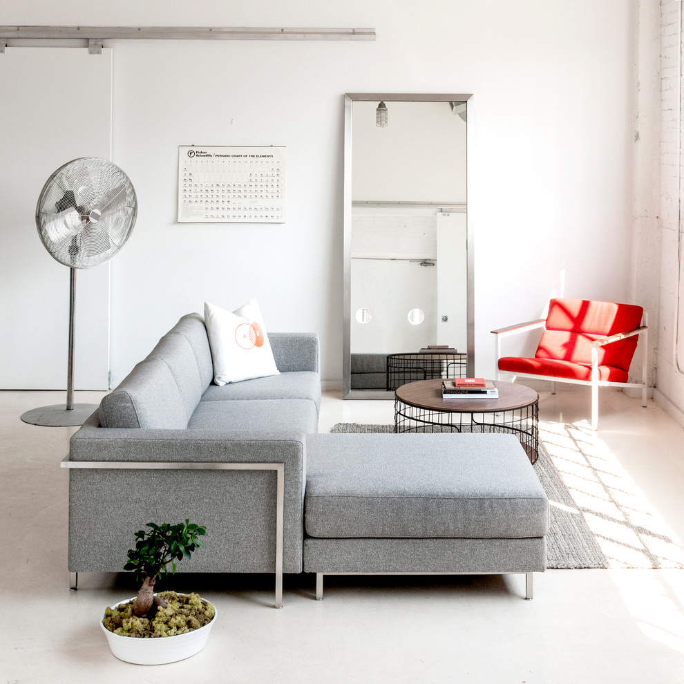 Minimalist living room photo in Atlanta