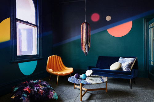 シックにカムバックした 80年代インテリアの新しい取り入れ方 Houzz ハウズ