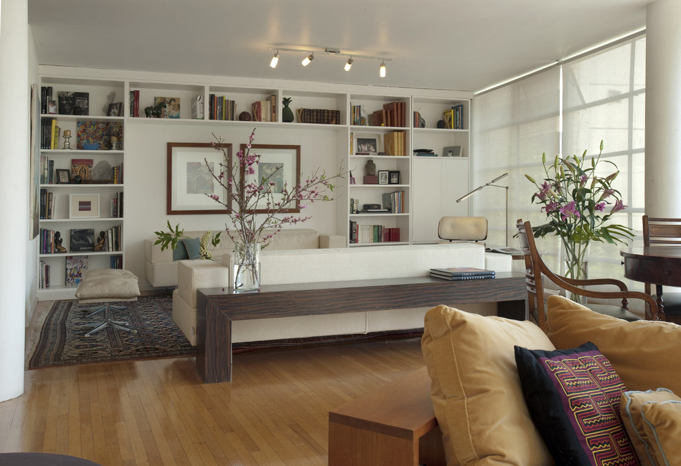 Living room - modern living room idea in Mexico City