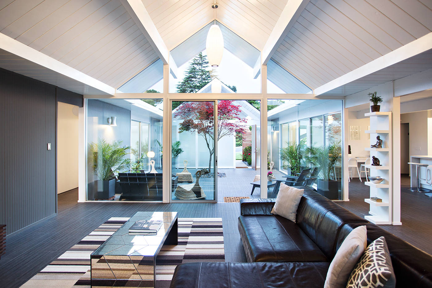 Are Courtyards & Atriums a Gateway to Health & Happiness?