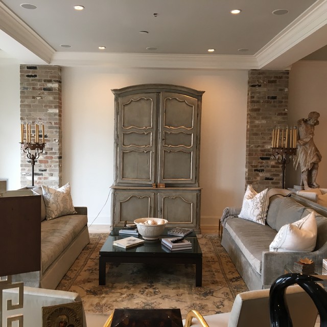 Downtown Living Classique Salon La NouvelleOrléans par martinlemaire fine design group