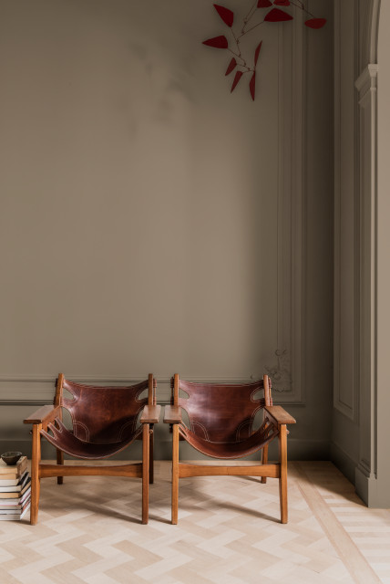 Dulux Colour of The Year 2021 - Brave Ground™ - Midcentury - Living Room -  Berkshire - by Dulux | Houzz