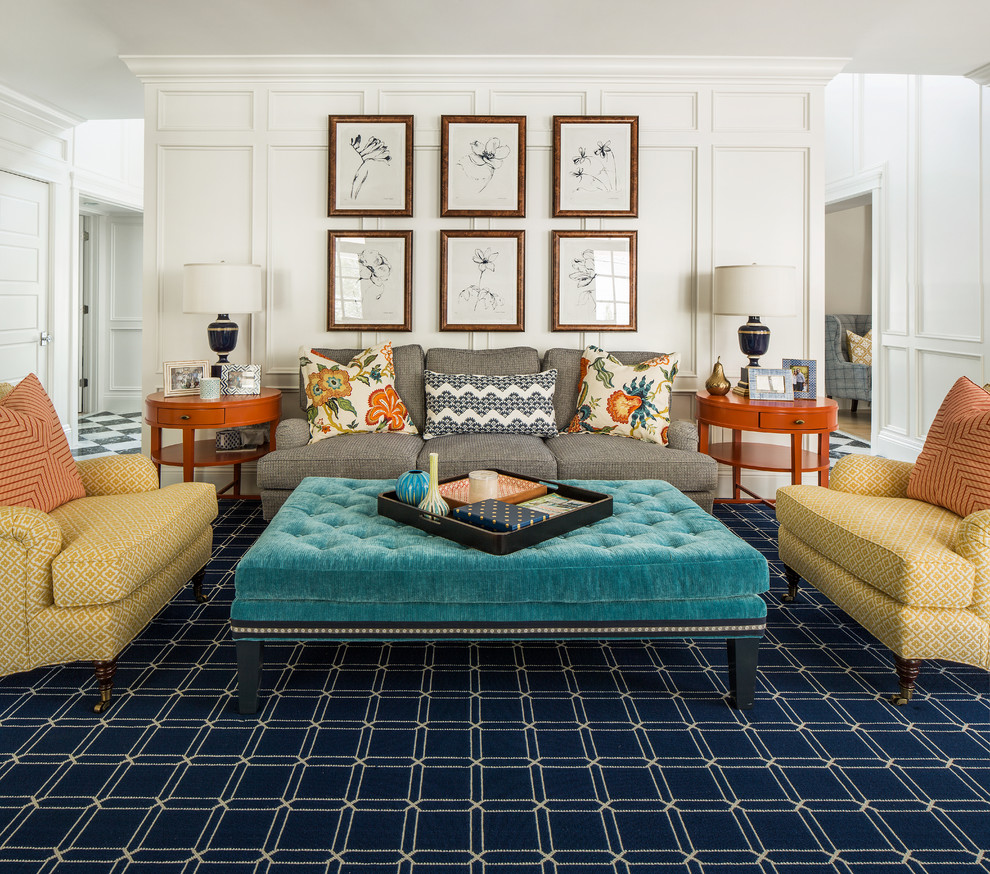 Klassisches Wohnzimmer ohne Kamin mit weißer Wandfarbe, Teppichboden und blauem Boden in Salt Lake City