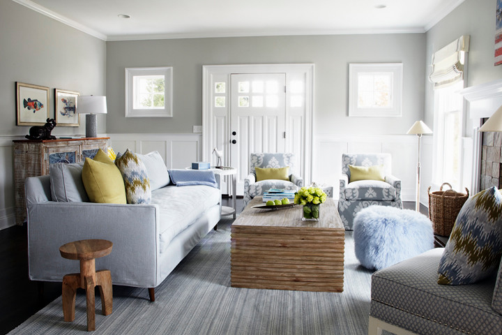 Идея дизайна: гостиная комната среднего размера в морском стиле с серыми стенами