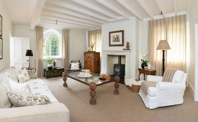 Eclectic Cotswolds Coach House - Transitional - Living Room -  Gloucestershire - by O & Co | Houzz IE