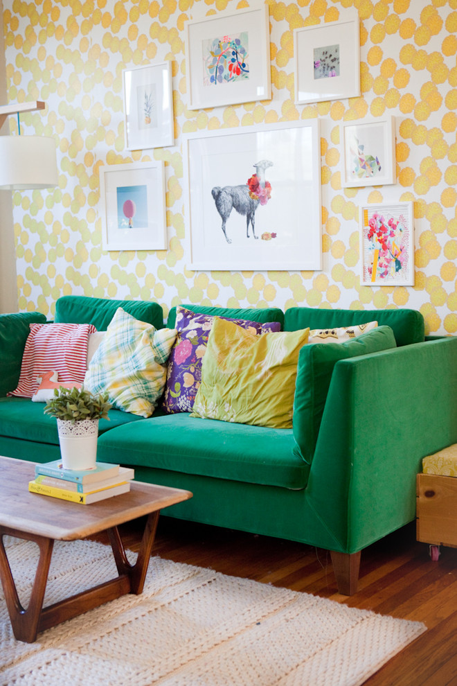 Design ideas for a retro enclosed living room in San Francisco with yellow walls and dark hardwood flooring.
