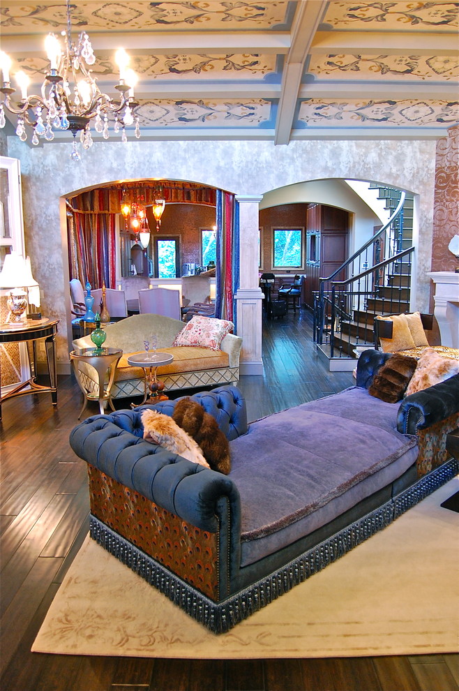Example of an eclectic enclosed living room design in San Francisco with gray walls