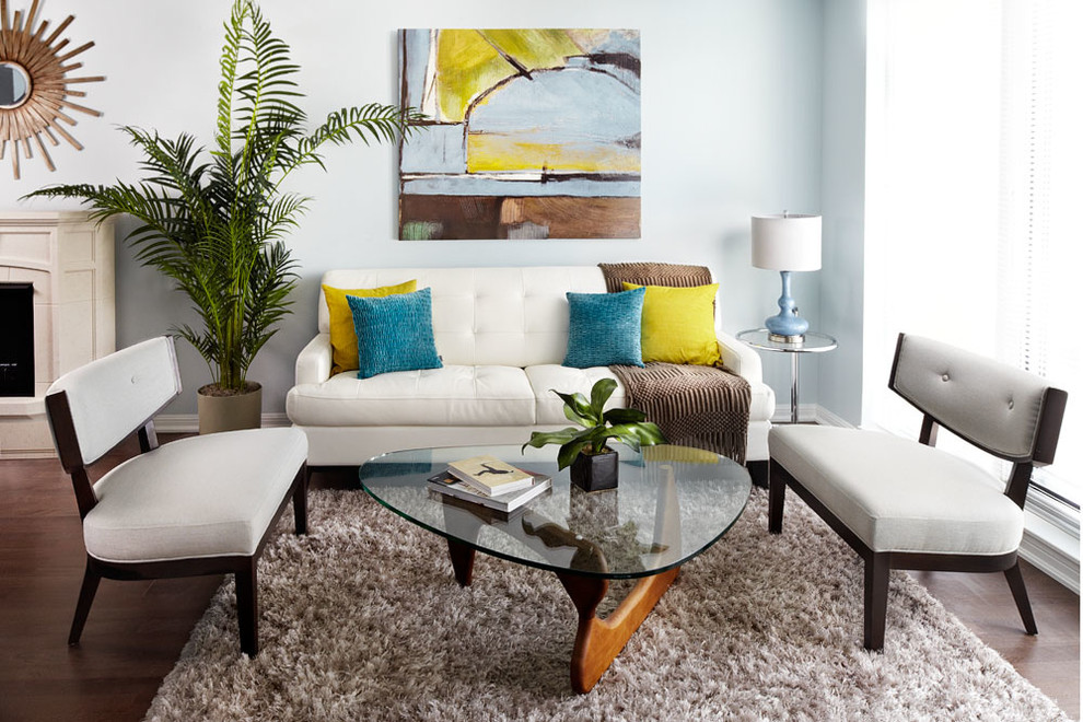 4 Ways to Make Your Small Living Room Feel Bigger