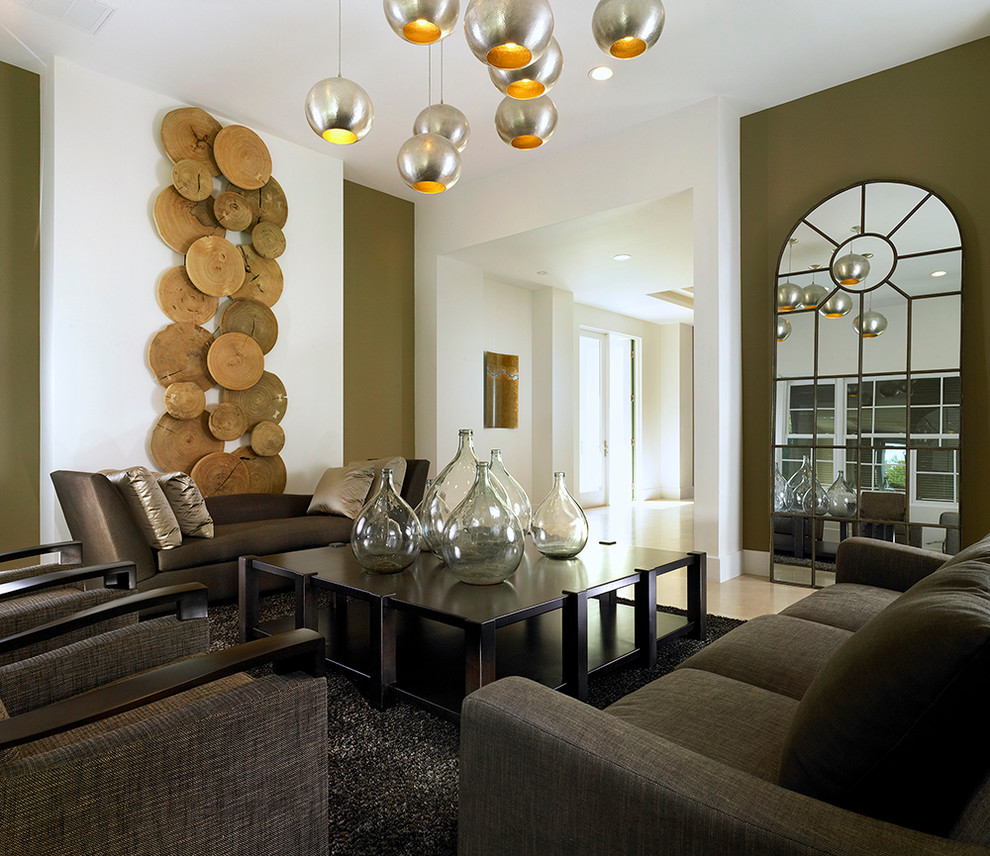 Источник вдохновения для домашнего уюта: гостиная комната в современном стиле с зелеными стенами и ковром на полу