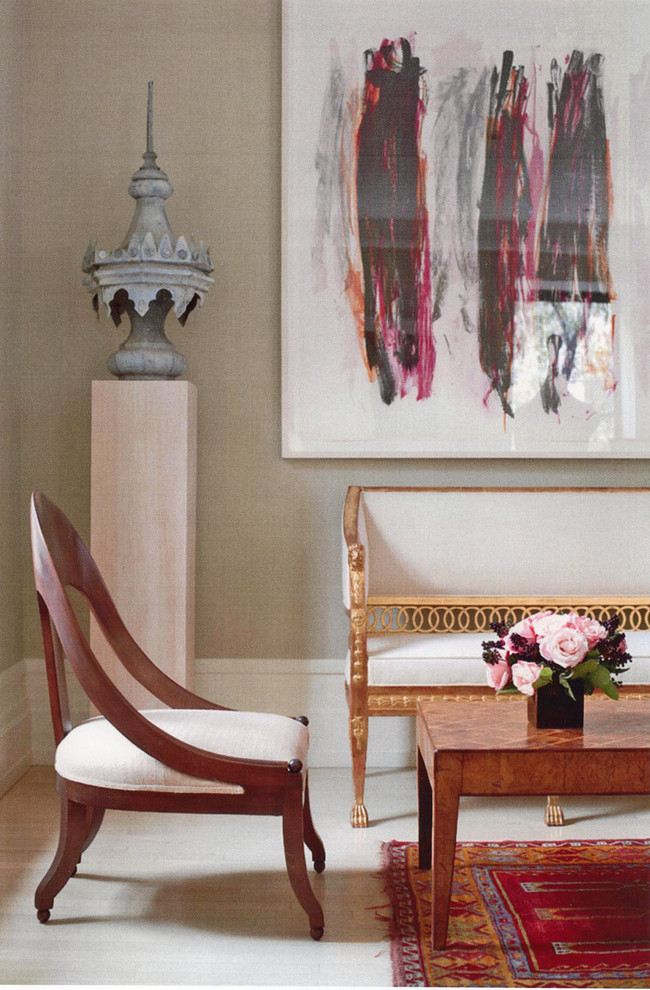 Inspiration for a timeless living room remodel in New York
