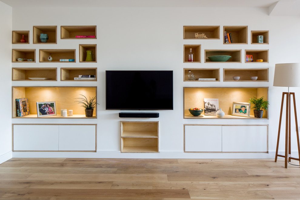 Example of a danish living room design in London