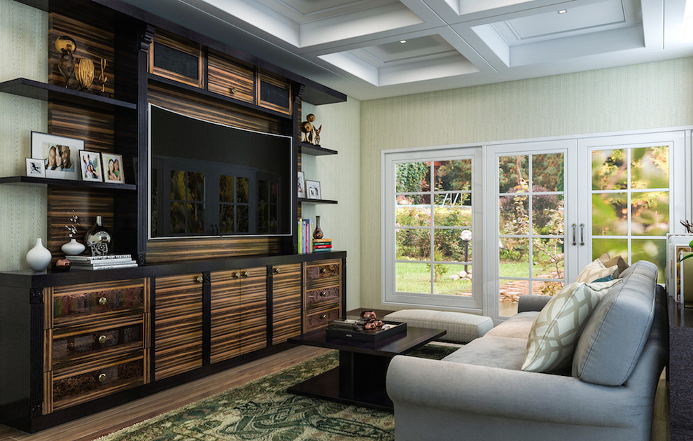 Imagen de salón abierto actual de tamaño medio sin chimenea con suelo de madera en tonos medios, pared multimedia y paredes verdes