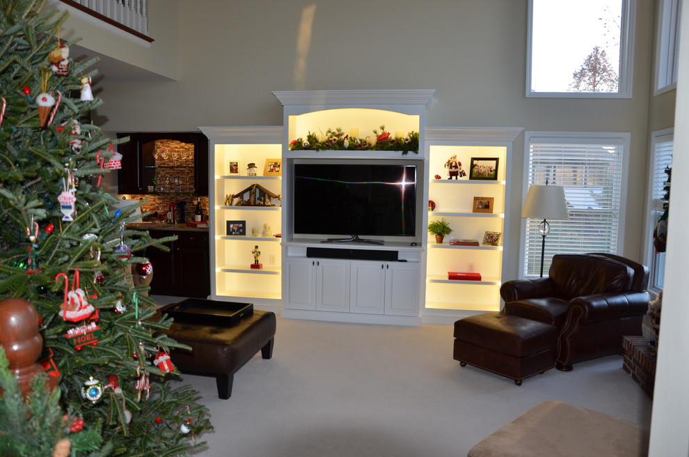 Example of a classic living room design in St Louis