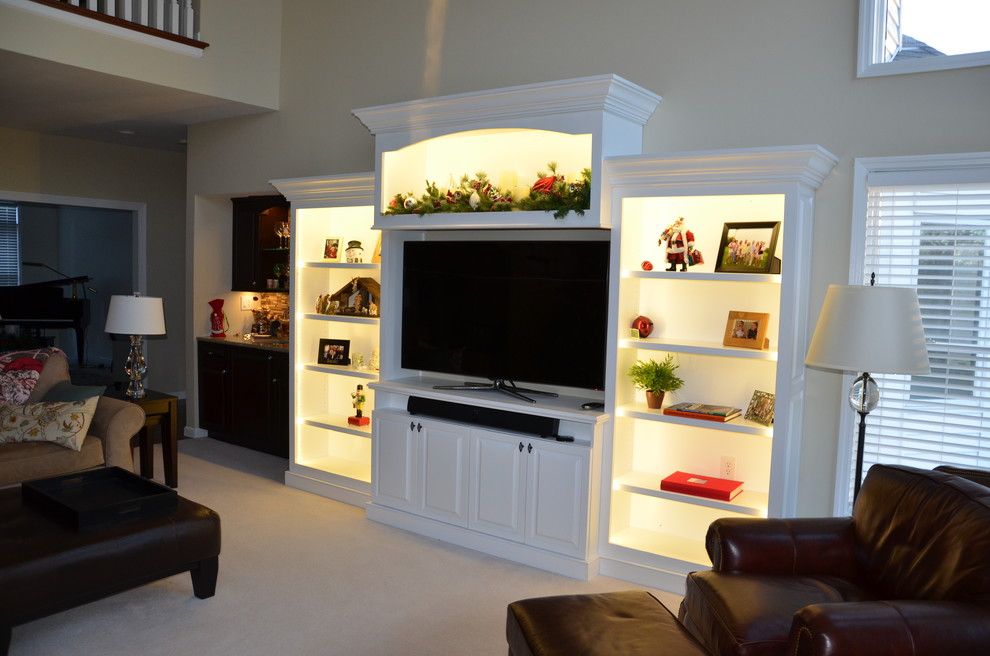 Example of a classic living room design in St Louis