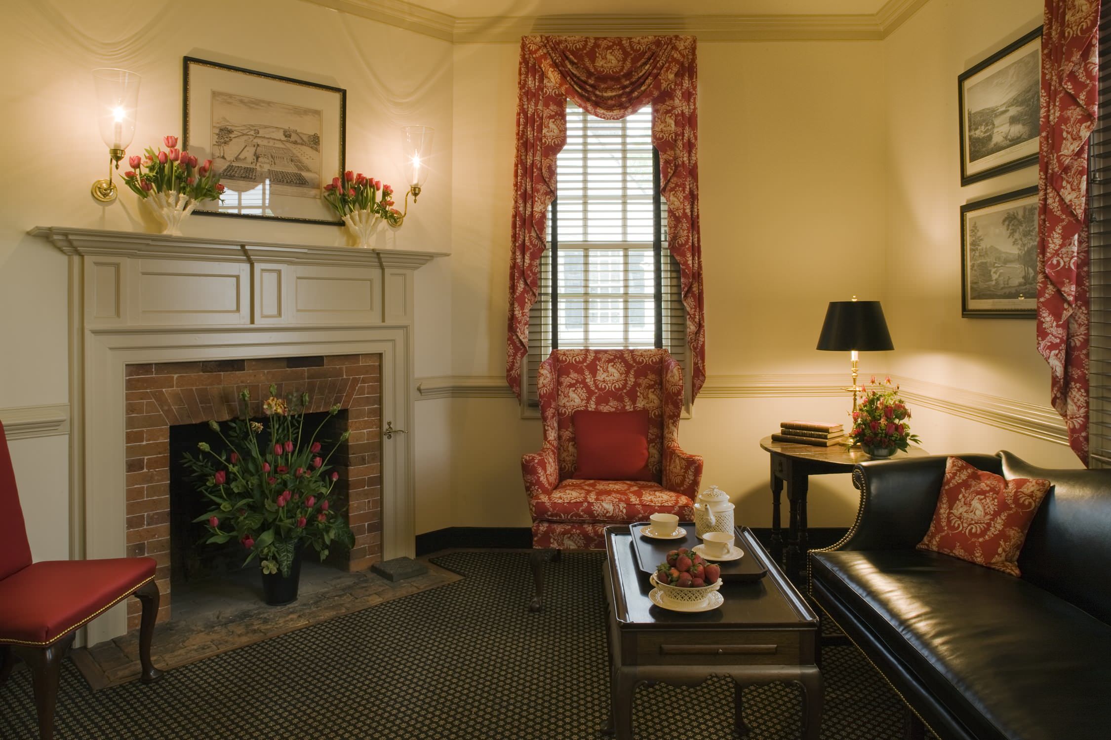 Houzz Tour Dutch Colonial Home in Williamsburg