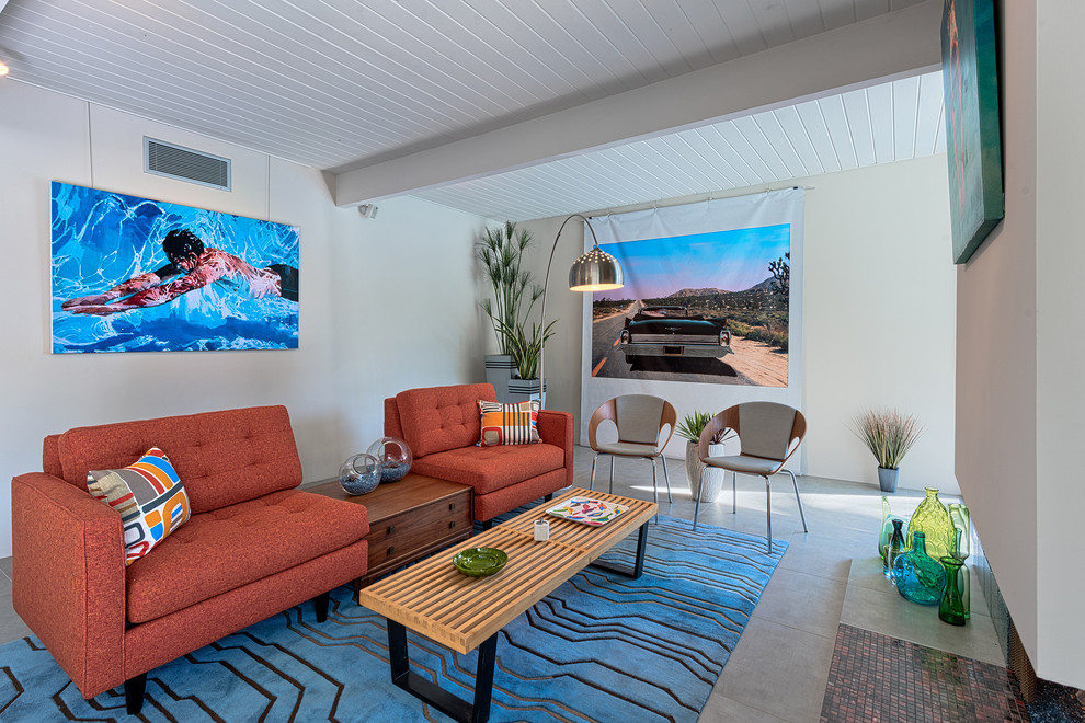 This is an example of a midcentury living room in Los Angeles.