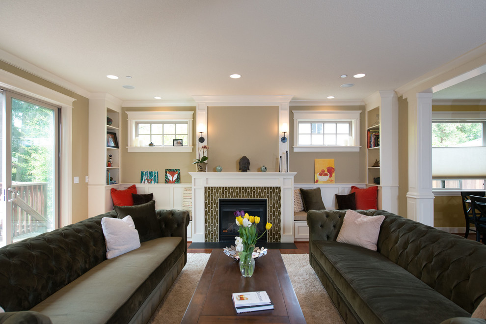 Featured image of post Living Room Design With Fireplace And Windows - This living room layout relies on the unconventional use of a deep blue color on the walls, highlighted and accented by bold, ornate.