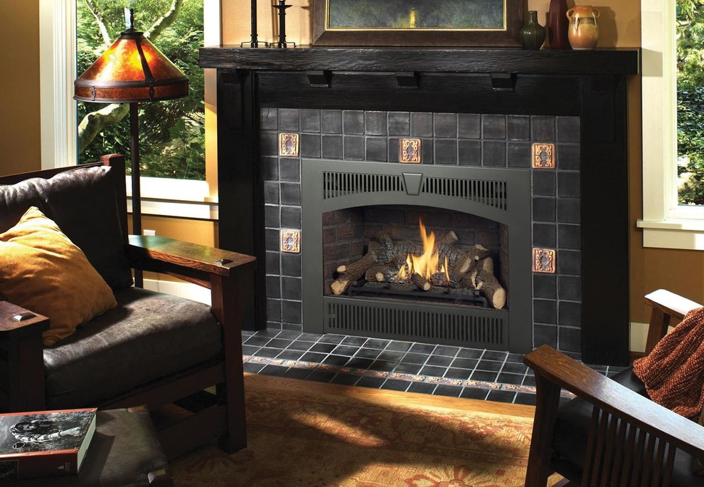 Small classic formal enclosed living room in Sacramento with beige walls, light hardwood flooring, a standard fireplace, a metal fireplace surround, no tv and beige floors.