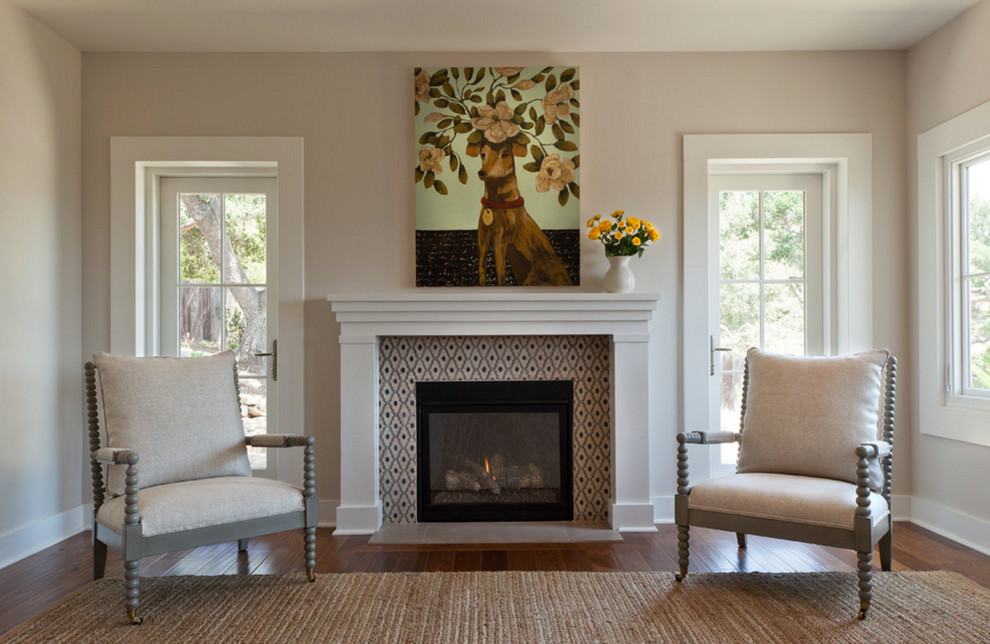 This is an example of a contemporary living room in Santa Barbara.