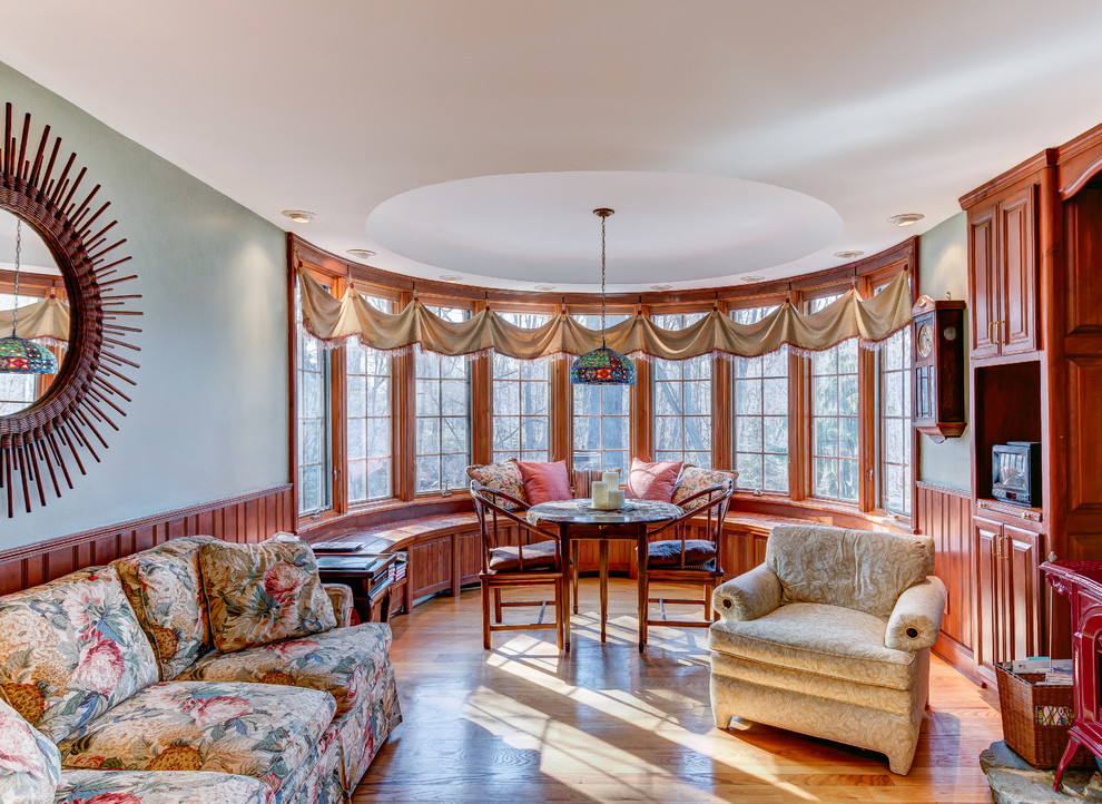 FOR SALE Cleveland Area Masterpiece Close to Lake & Downtown